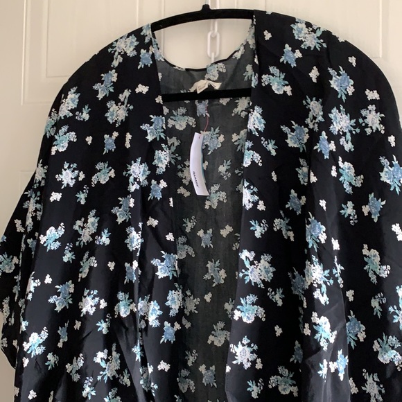 Garage Floral Kimono - Picture 3 of 7